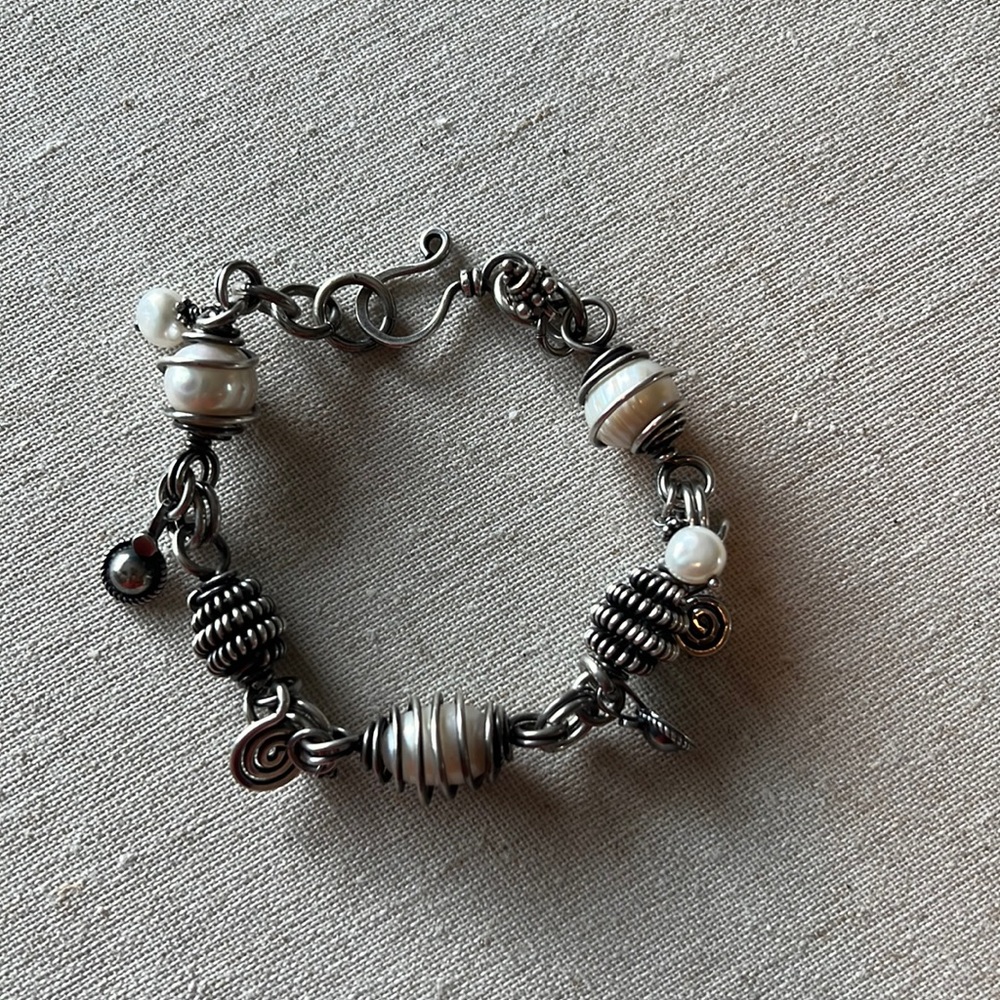 Bali Sliver and pearl bracelet